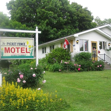 Picket Fence Motel St. Andrews By The Sea Kültér fotó
